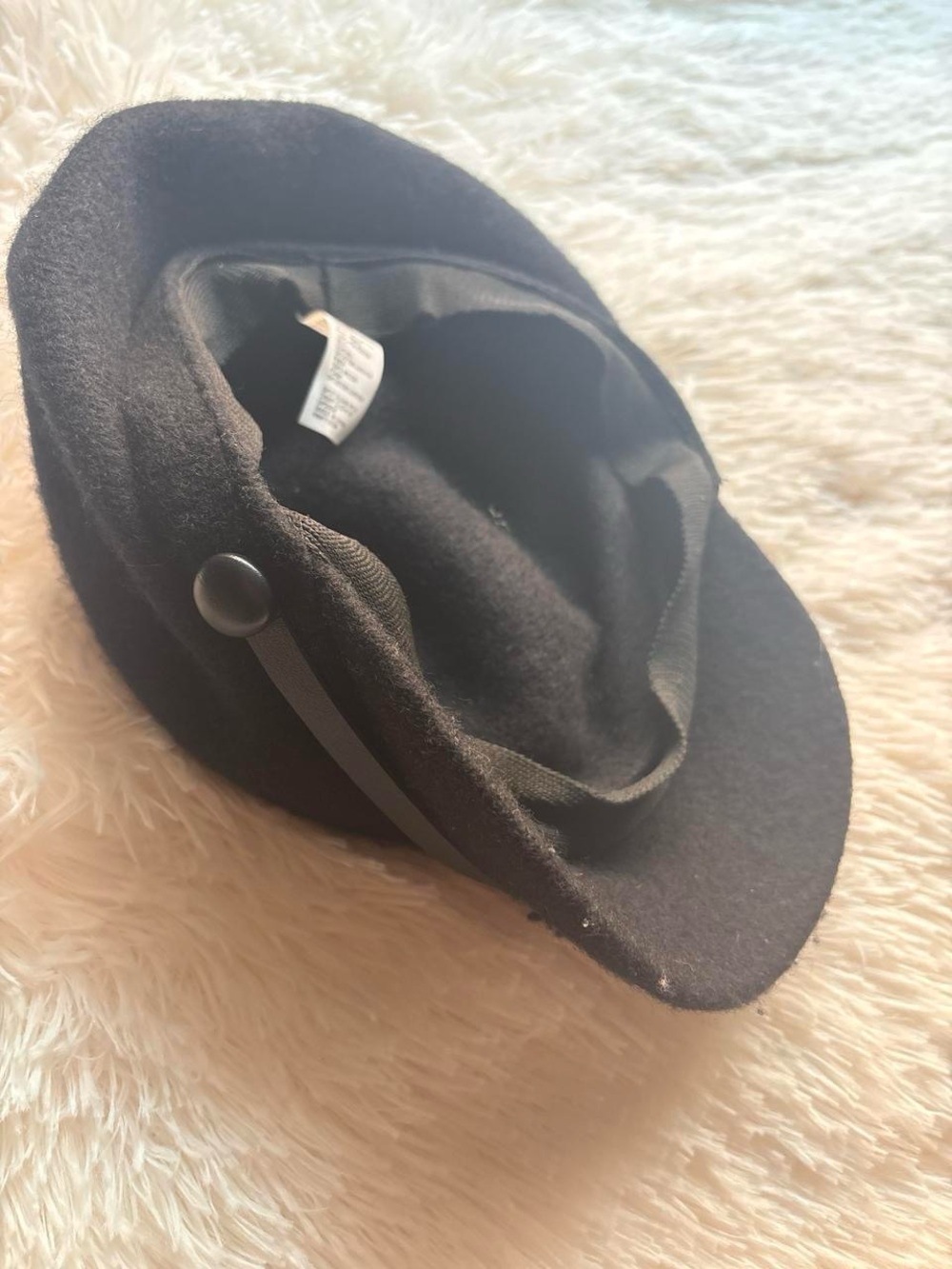 Wool Hat - Picture 2 of 5